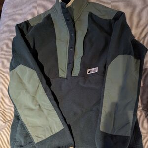 Mec Woman's Fireside Pullover